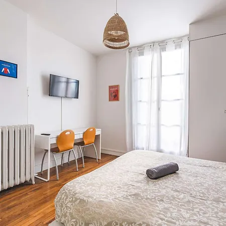 Spacieuse Maison Renovee Pres Basilique St-remi, 11 Pers, Terrasse - Fr-1-870-2 Feriehus Reims