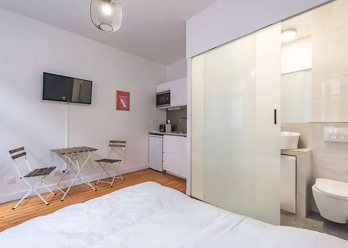 Spacieuse Maison Renovee Pres Basilique St-remi, 11 Pers, Terrasse - Fr-1-870-2 Дом отдыха Реймс