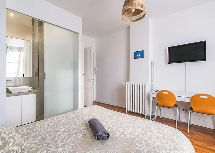 Дом отдыха Spacieuse Maison Renovee Pres Basilique St-remi, 11 Pers, Terrasse - Fr-1-870-2