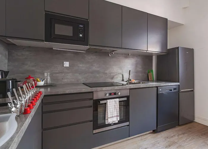 Spacieuse Maison Renovee Pres Basilique St-remi, 11 Pers, Terrasse - Fr-1-870-2 Реймс